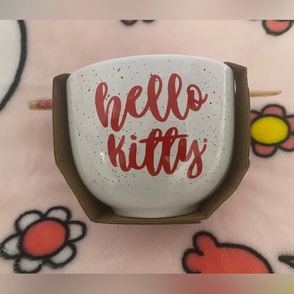Hello Kitty White Bowl with Red Bow Design